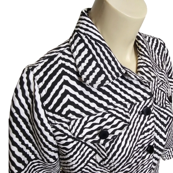 Ruby Rd. Jacket. Size 6 - Picture 2 of 6